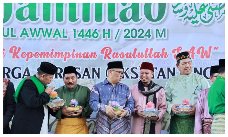 Cawagub Kepri 2024, Nyanyang Harris Pratamura, menghadiri Peringatan Maulid Nabi Muhammad SAW 1446 H/2024 M yang diselenggarakan oleh Himpunan Keluarga Serasan (HKS) Tanjungpinang di Gedung Asrama Haji Kota Tanjungpinang (16/09).